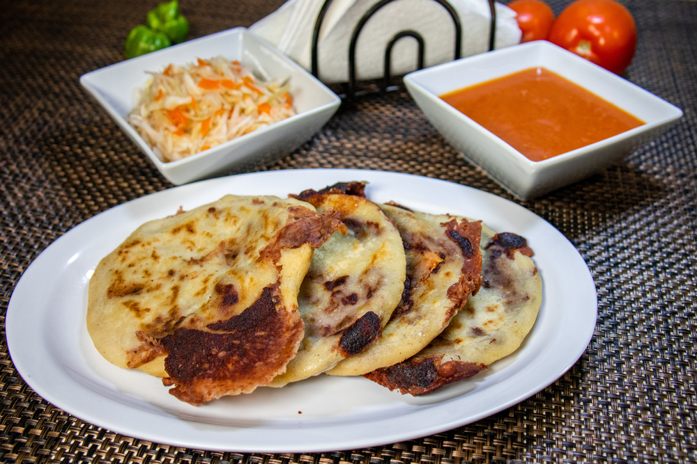 Pupusa,With,Cheese,And,Beens